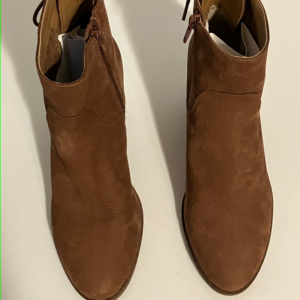 NIB Brown Leather Ankle Boots Lucky Brand Size 8.5 - Picture 7 of 10